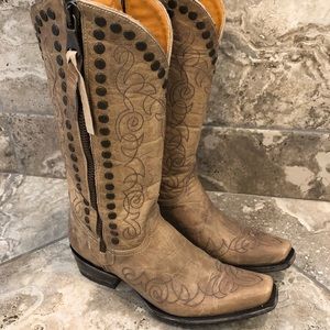 Old Gringo Hillary size 8